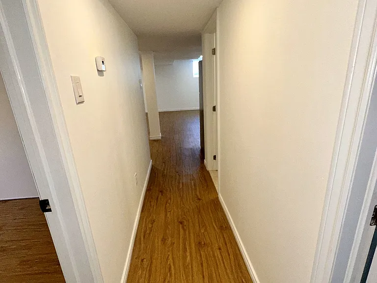 300 Dalehurst Dr #B — Photo 14