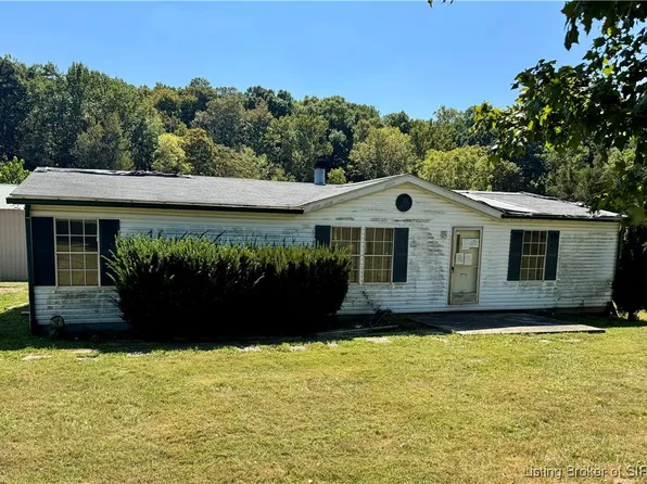 11798 S Priddy Road, Pekin, IN 47165