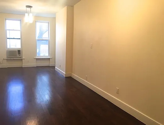 Rented by MNS | media 1