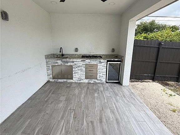 2nd image of 3820 7th St SW