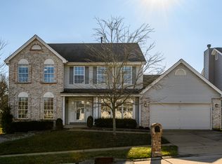 326 Jefferson Circle Dr, Fenton, MO