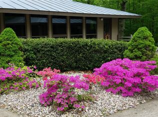 1636 N Stewart Rd, Mansfield, OH 44903