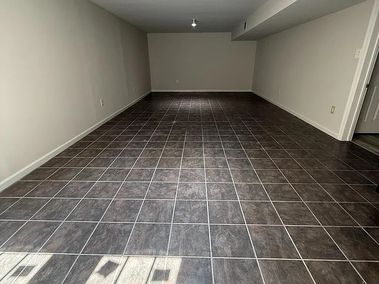 19 Masters Dr — Photo 26