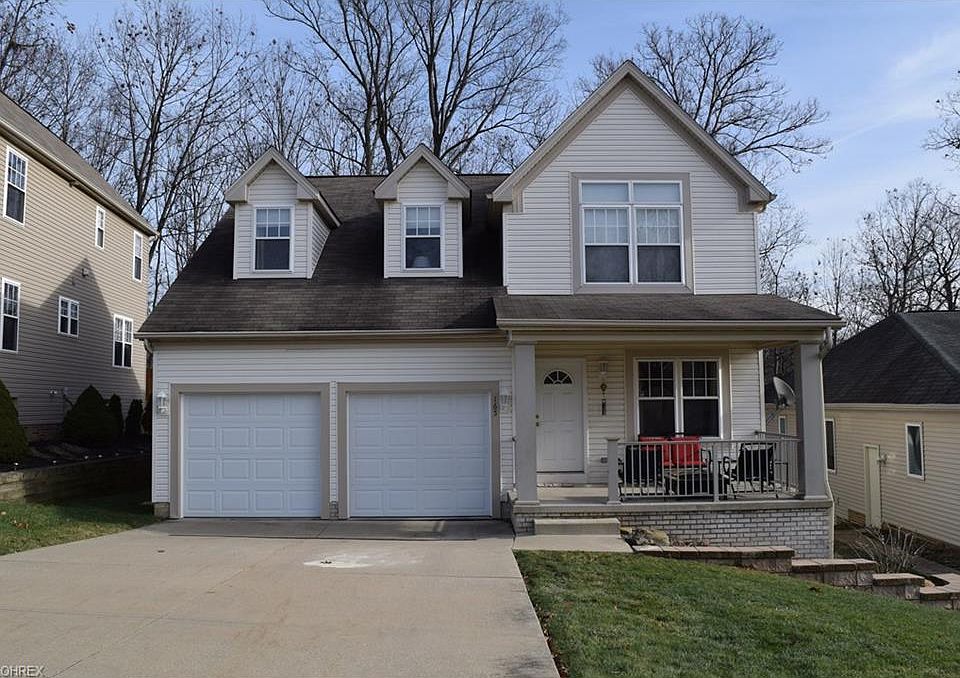 1st image of 165 Creekside Dr