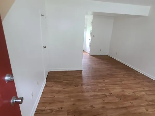 101 Miracle Dr #2, Saint Albans, WV 25177