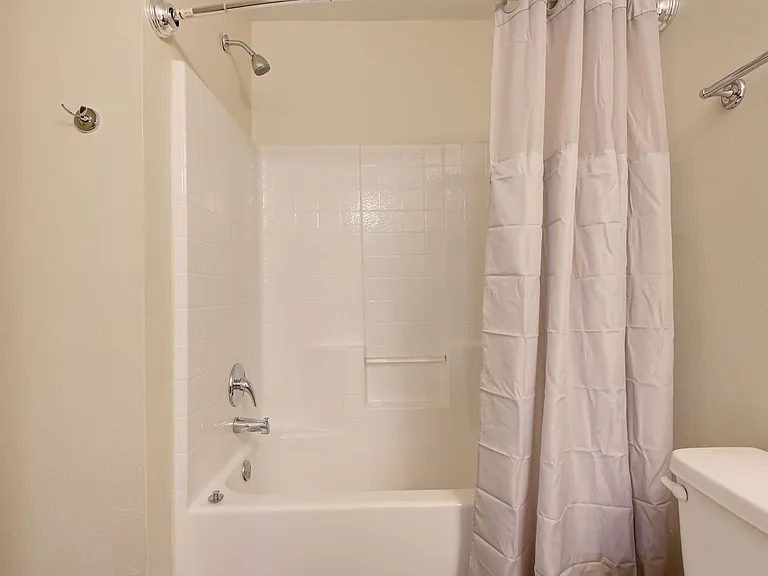 11705 NW 133rd St — Photo 23