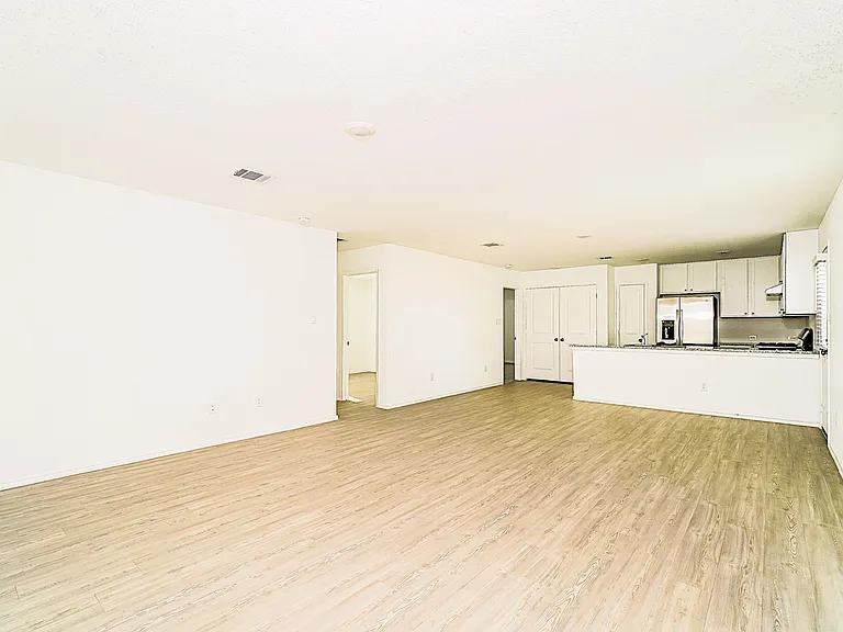 8806 Barrow Path — Photo 7