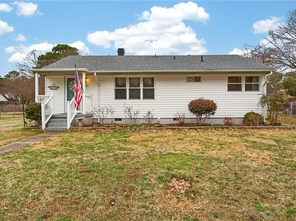 12 Warren Dr, Portsmouth, VA 23701
