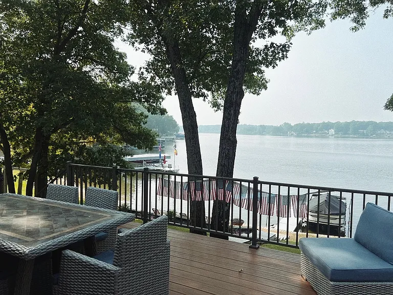 1774 E Summer Ct — Photo 12