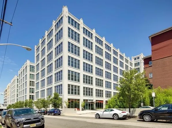 50 Dey St APT 664, Jersey City, NJ 07306