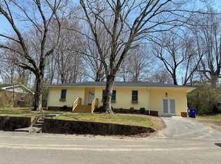 2910 Clearwater Dr NE, Cleveland, TN 37312