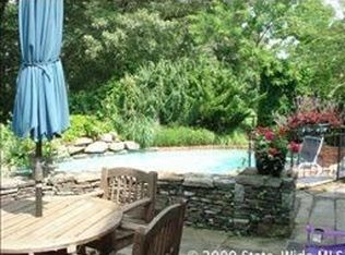 155 Wickford Point Rd, North Kingstown, RI 02852