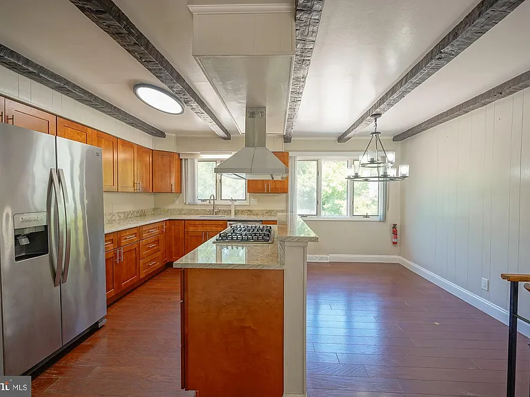 701 Crestbrook Ave — Photo 11