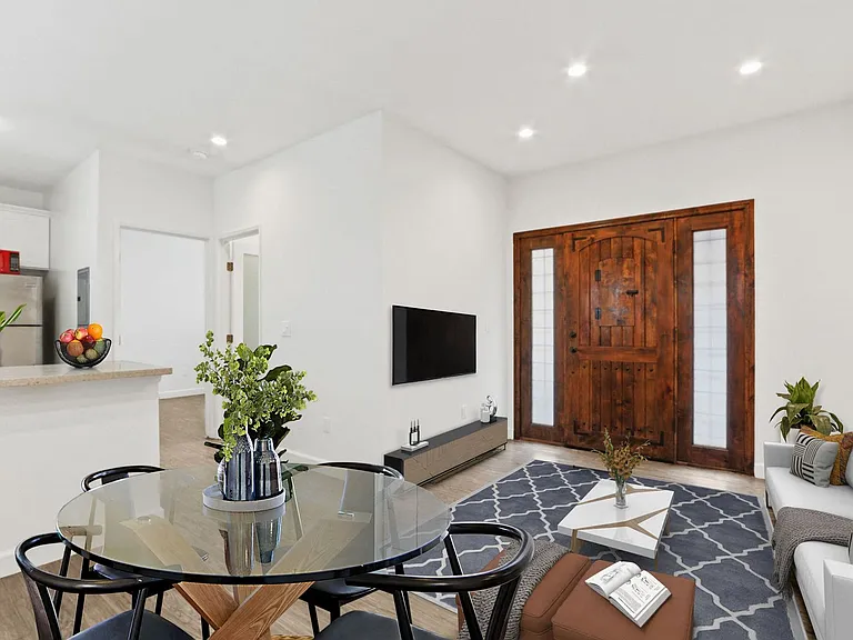 Barton Apartments — Photo 6