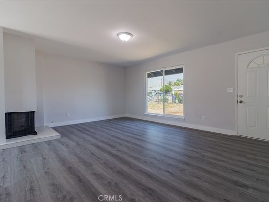 7560 Buckeye St, Highland, CA 92346