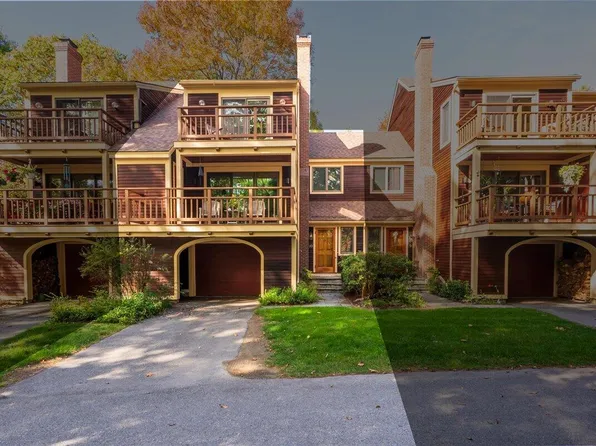 10 Harbor Drive #10, Lincolnville, ME 04849