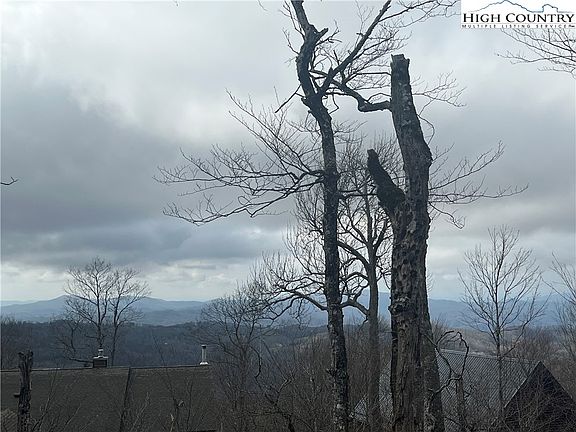 4th image of 116 N Pinnacle Ridge Drive