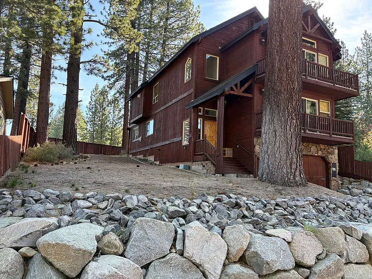 1637 Black Bart Ct — Photo 26