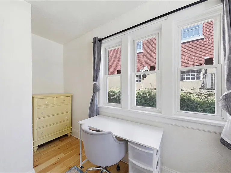 615 Probasco St #2 — Photo 12