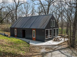 12461 Kenneth Price Rd, Springdale, AR 72762