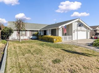 637 California St, Ripon, CA 95366