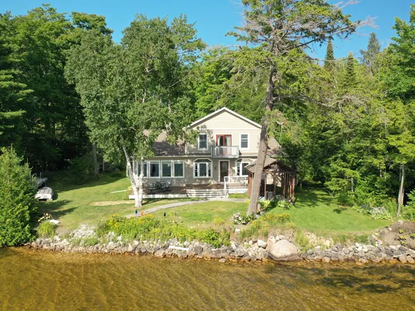 17856 E North Caribou Lake Rd, De Tour Village, MI 49725