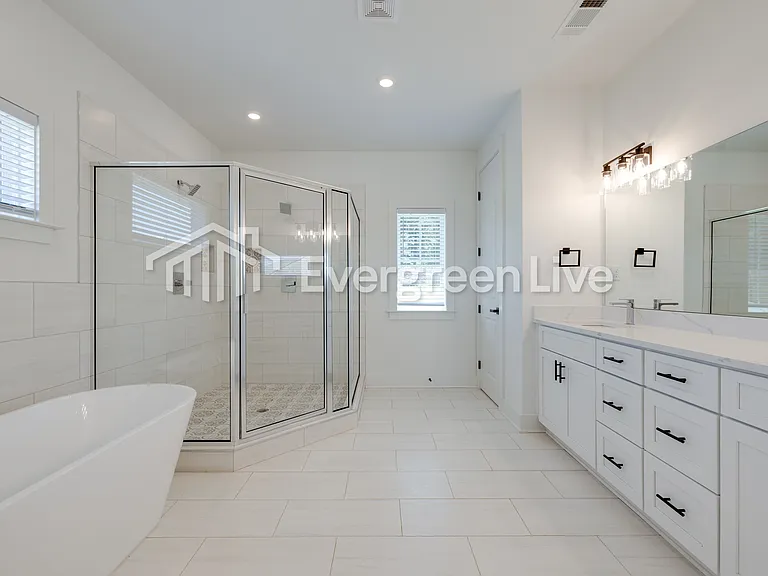 4093 McSwain Cv — Photo 5