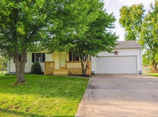 811 Marty Lee Ln, Carlisle, OH 45005