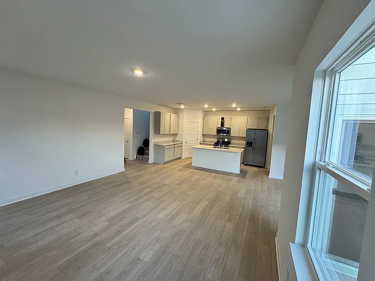 422 W Michigan St — Photo 17