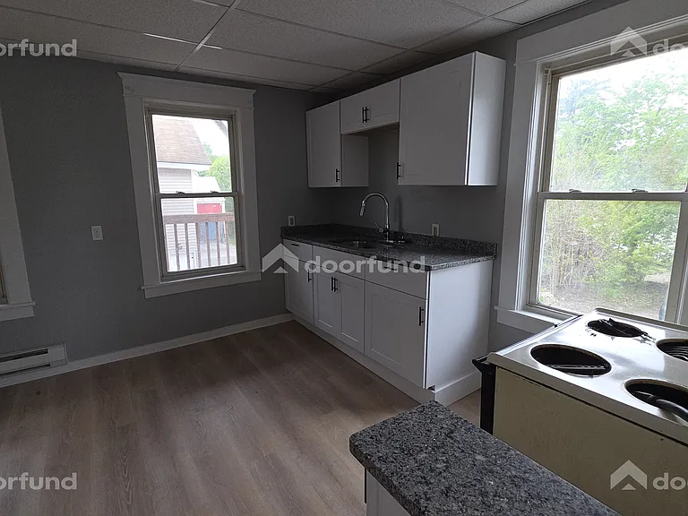 Kitchen- new stainless steel appliances, granite countertops