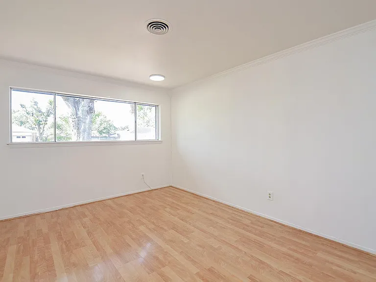 7327 Osage St — Photo 7