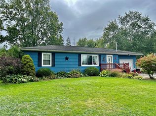 1 Kresswood Dr, Rochester, NY 14624