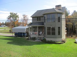 1758 Mount Olive Rd, Rock, WV 24747