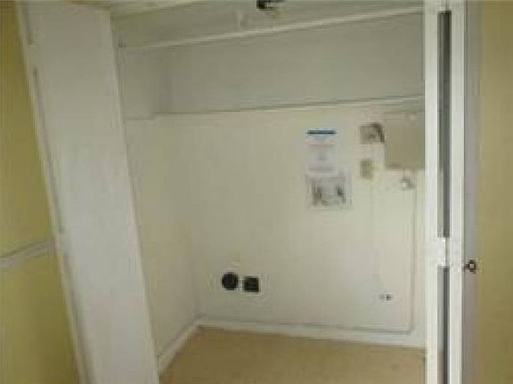 Organized Laundry closet
