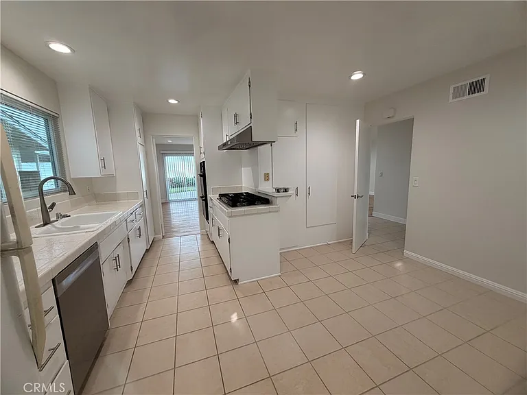 28027 Ella Rd — Photo 3