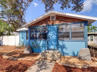 520 4th St NW, Largo, FL 33770