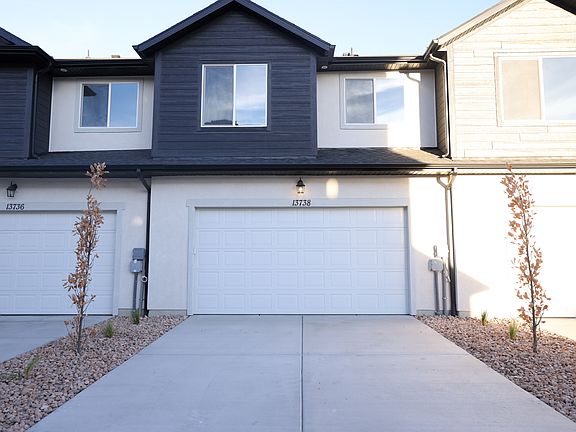 2nd image of 13738 S Devers Dr