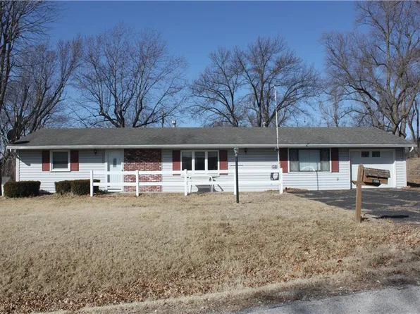 2208 Millwood Dr, Atchison, KS 66002