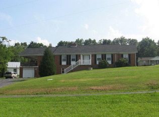738 Conicville Rd, Mount Jackson, VA 22842
