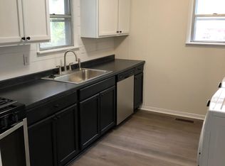 816 W Maple St N, Collinsville, OK 74021