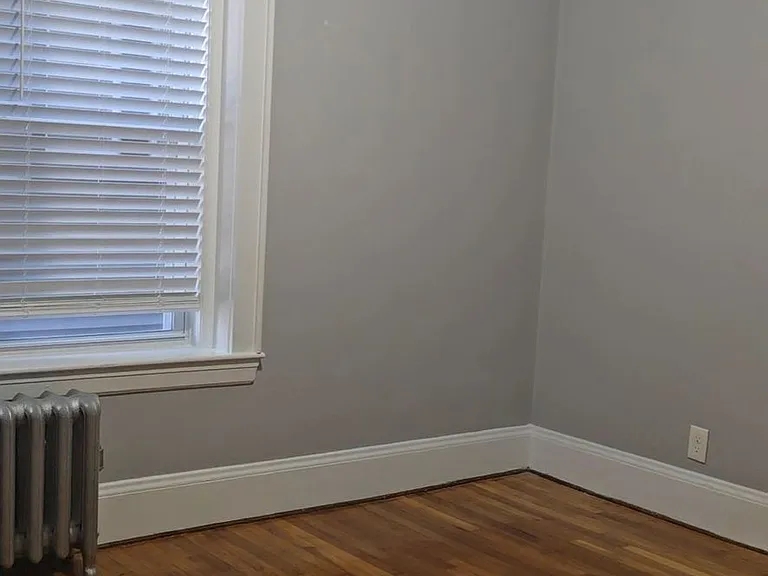 176 Lafayette St — Photo 18