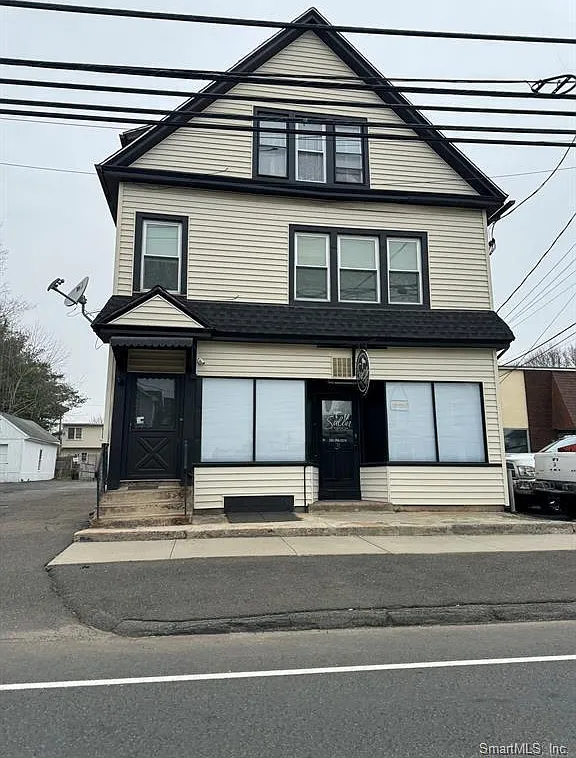 3 bed, 1200 sqft, $2,250 — Photo 1