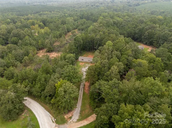 8115 Oaktree Rd, Sharon, SC 29742