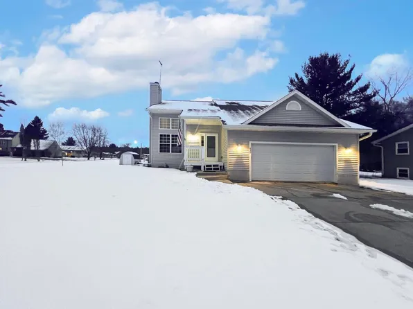 490 AUBIN STREET, Peshtigo, WI 54157
