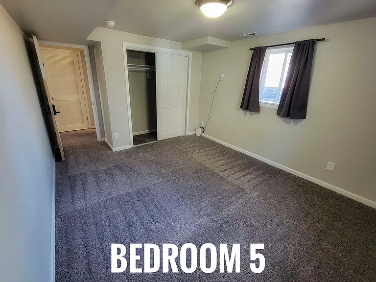 1630 Shasta Dr #5 — Photo 1