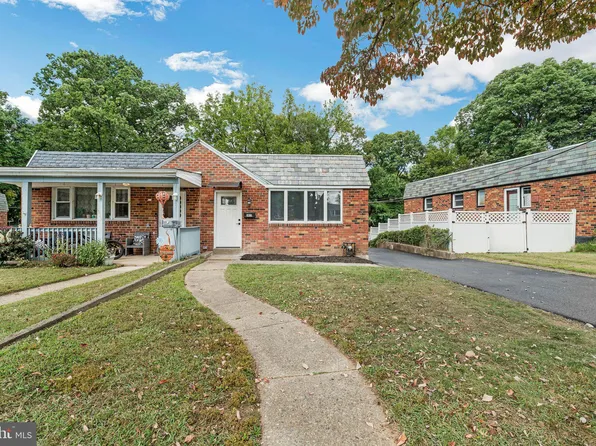 1017 12th Ave, Prospect Park, PA 19076