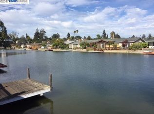 612 Waterfall Isle, Alameda, CA 94501