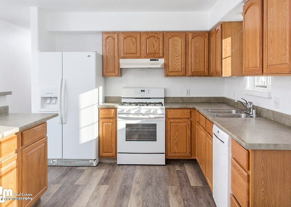 1st image of 46465 Woodwill Dr
