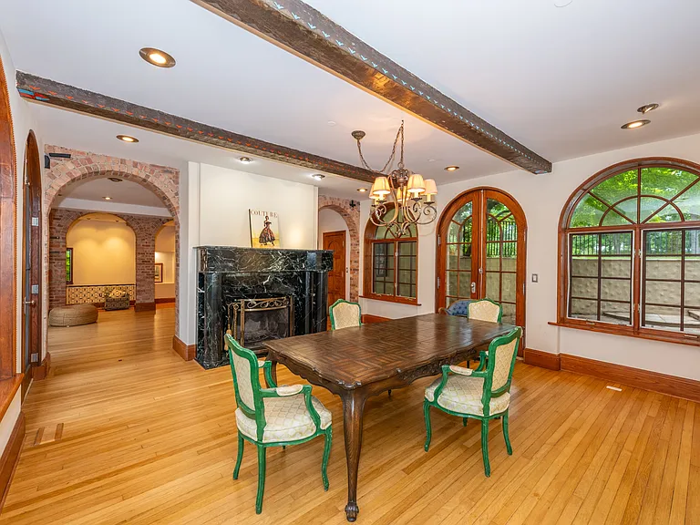 50 Rock Spring Rd — Photo 17