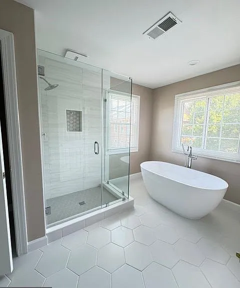 1811 Fallbrook Ln — Photo 11